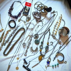 ♥️ SOLD ♥️Jewelmint Bauble bar mixed lot jewelry  earrings necklaces bracelets